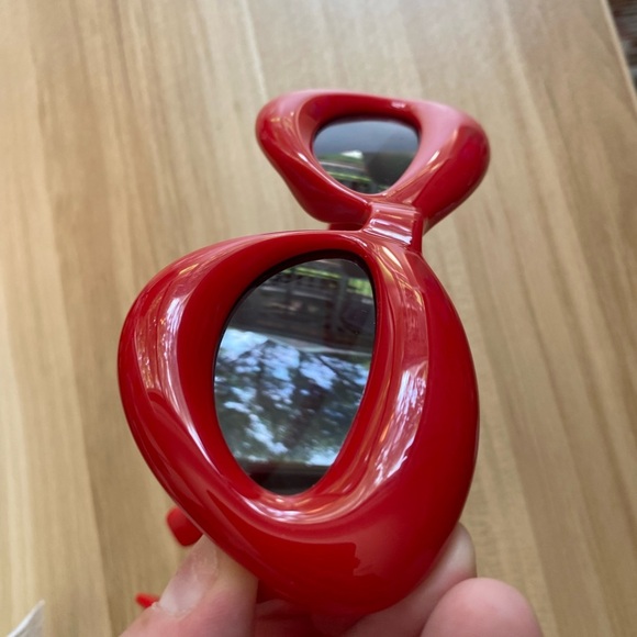 Retro Inflated Cat Eye Sunglasses for Women Men Sexy Lip Chunky Glasses Red - Picture 5 of 6